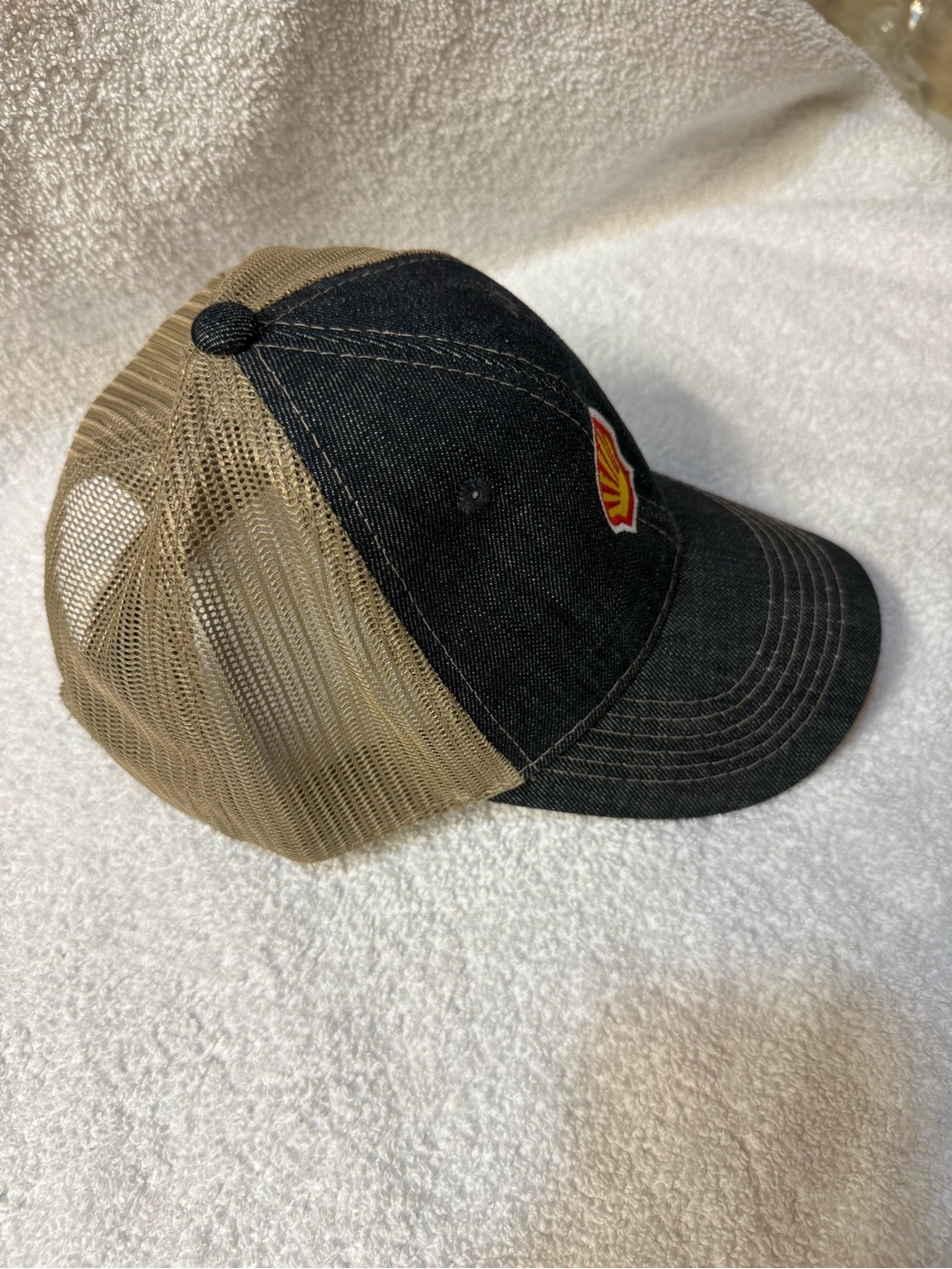 Shell Patch Trucker Hat - Picture 2 of 4
